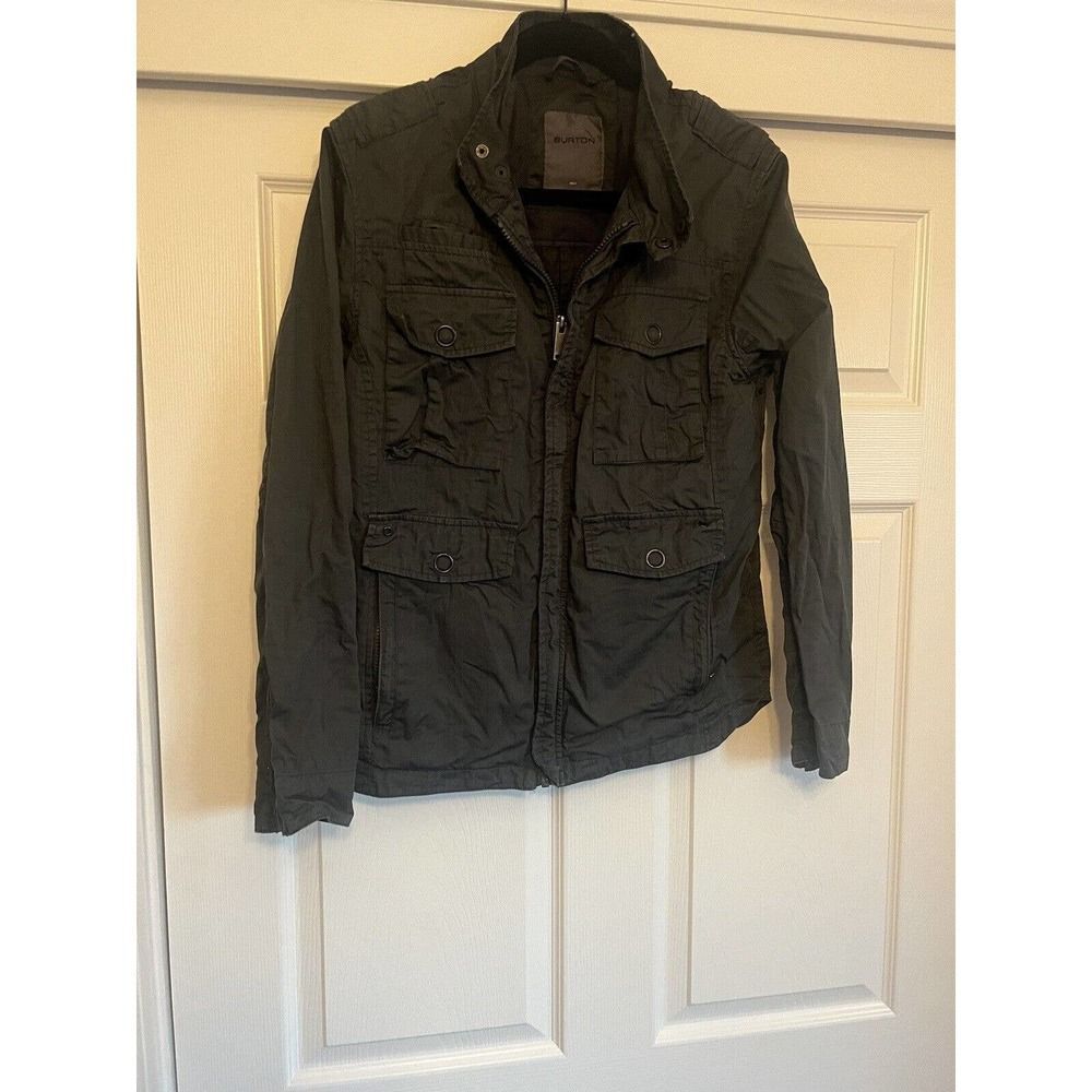 Burton Lightweight Jacket Sz medium, Multiple Pockets/zippers, Inner Pockets